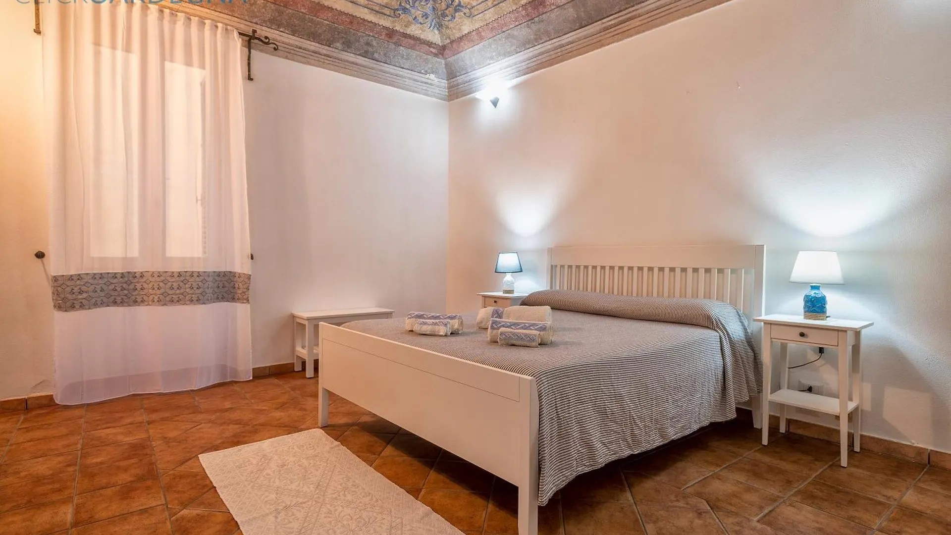 Apartmán Carlo Alberto Apartment, Alghero Old Town, Near The Beach