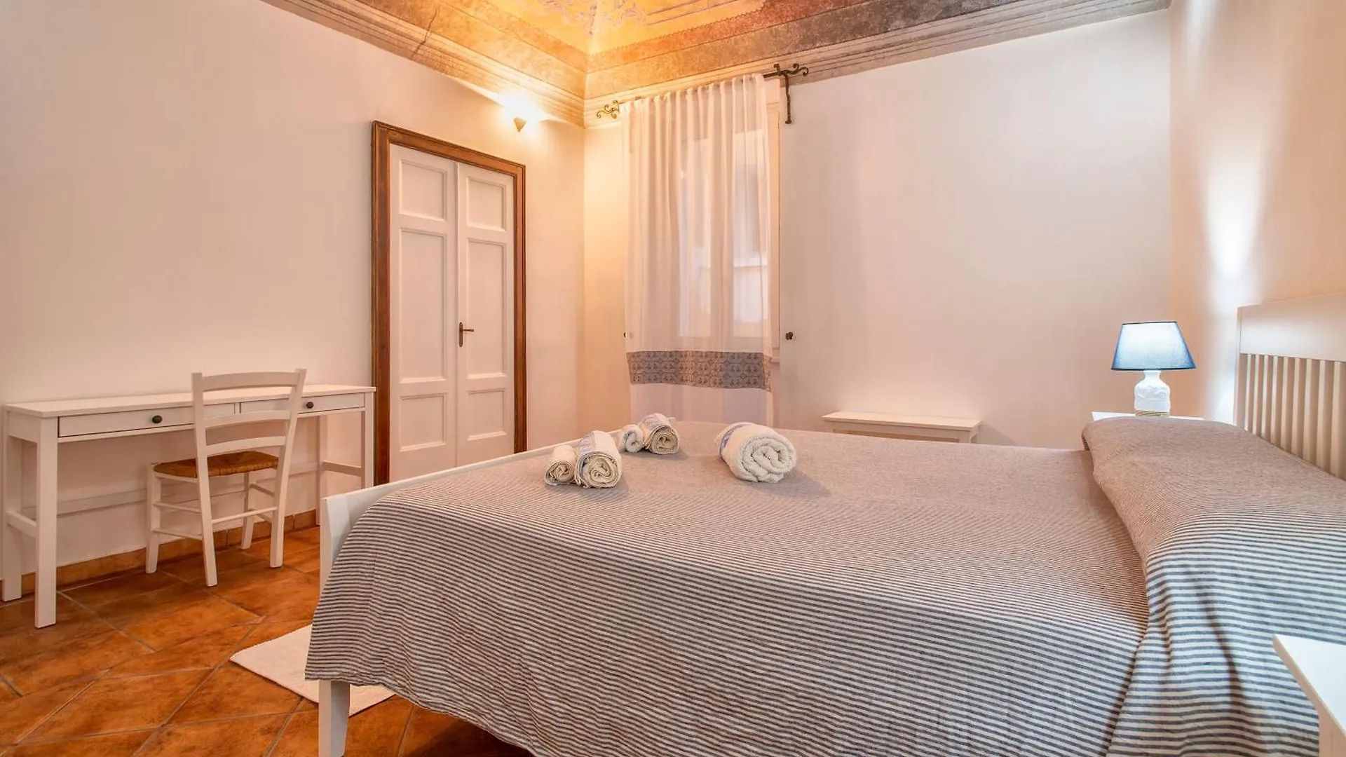 Carlo Alberto Apartment, Alghero Old Town, Near The Beach